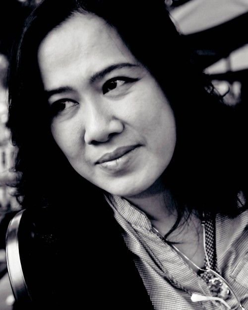 Writer Nguyen Thi Thu Hue – Happy enough but emotionless