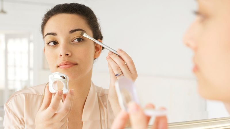 5 most ideal eye primers for dry skin